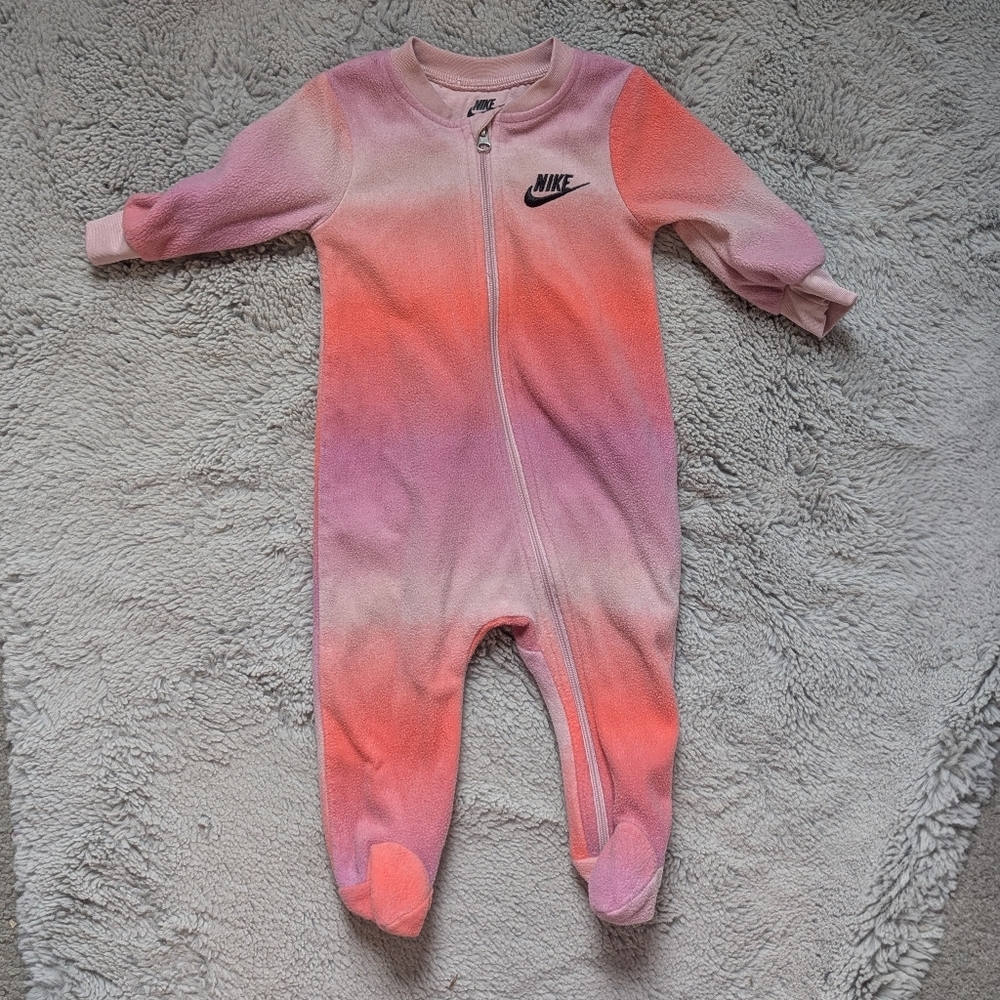 Nike Baby Girls Fleece Zip Footed Jumpsuit | Size 6M